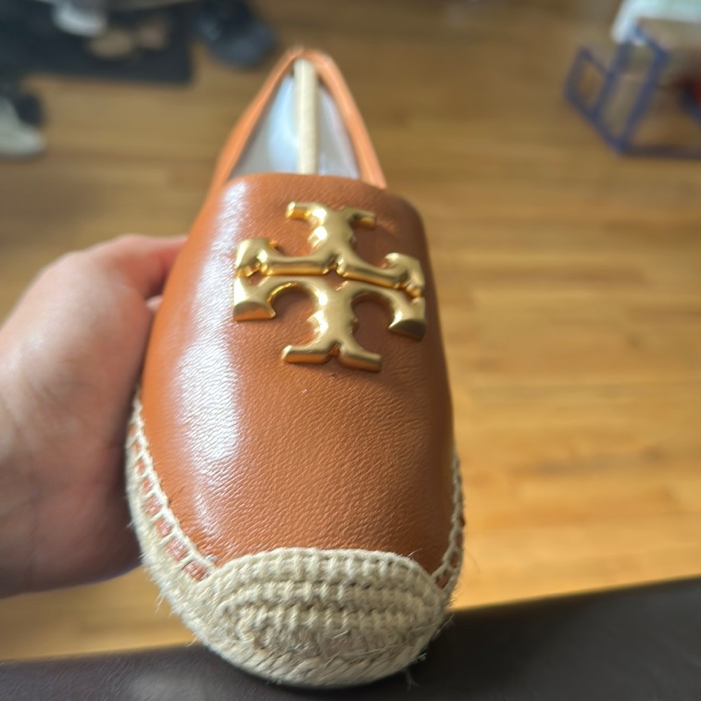 Nwt TORY BURCH SZ 6 espadrilles